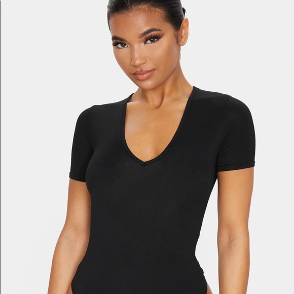 Black V Neck Shortsleeve Bodysuit - Picture 2 of 8